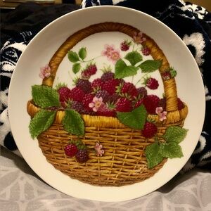 Vintage Avon Summer Fruit collection plate